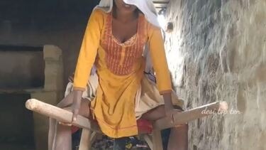 किसान ने जाटनी को करवाई लण्ड की सवारी